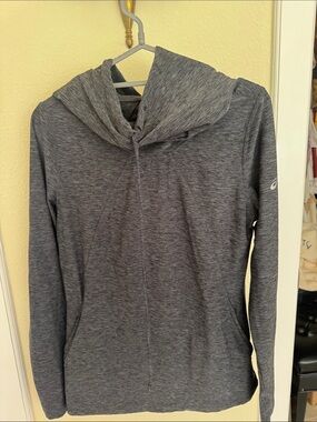 Asics Women's Charcoal Hooded Long Sleeve Pullover